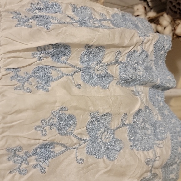 Blue and White Embroidered Women's Top - Picture 3 of 9